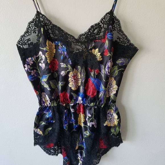 𝅺VTG Fantasies by Morgan Taylor  Bodysuit Lingerie Lace High Cut  Leotard - Picture 3 of 11